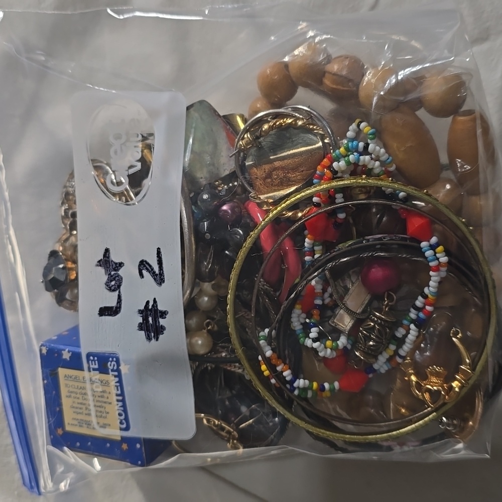 Approximately 1 lb. Miscellaneous Jewelry